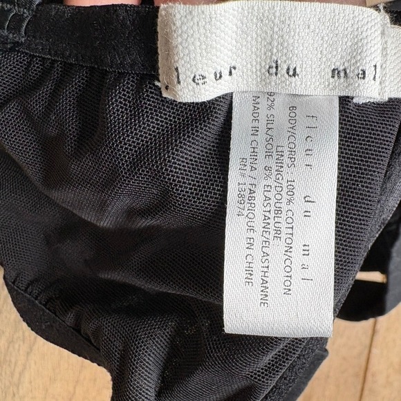 Fleur Du Mal Black Buckle Front Bra Size Small Longline MSRP $145 - Picture 7 of 8